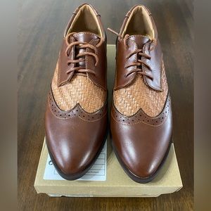womens wingtip oxford shoes Sz 8/EURO 39